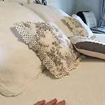 D'hotes Le Tilleul Bed & Breakfast Saint-Hilaire-des-Loges