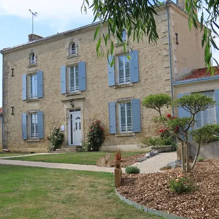 Chambres D'hotes Le Tilleul 3* Saint-Hilaire-des-Loges