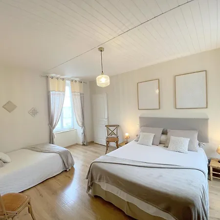 D'hotes Le Tilleul Frühstückspension Saint-Hilaire-des-Loges
