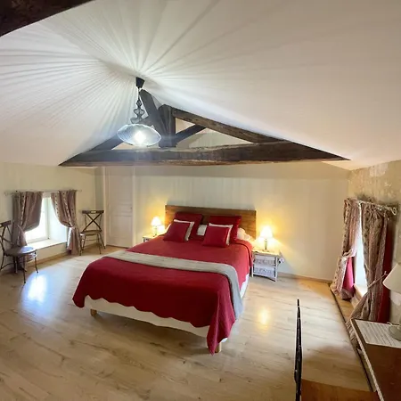 Chambres D'hotes Le Tilleul Saint-Hilaire-des-Loges