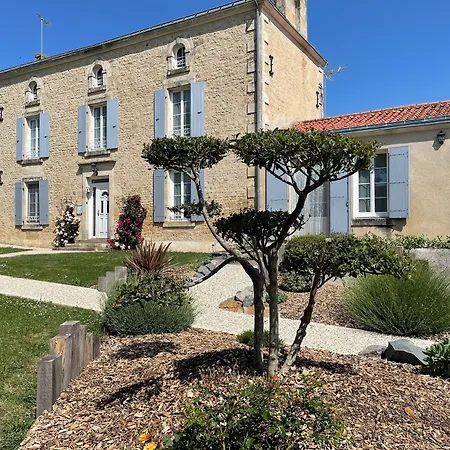Bed & Breakfast D'hotes Le Tilleul Saint-Hilaire-des-Loges