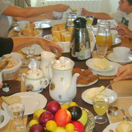 Bed & Breakfast D'hotes Le Tilleul Saint-Hilaire-des-Loges