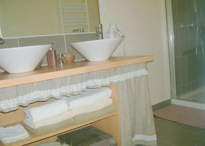 D'hotes Le Tilleul Bed & Breakfast 3*